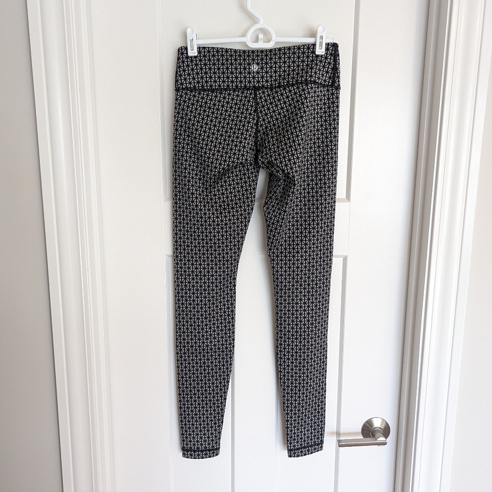 Lululemon Wunder Under Mid Rise 30" Legging - Geo Silver Spoon Black Design sz 4 - Picture 4 of 6